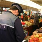 Peste 100 de kilograme de legume și fructe confiscate la Cristuru Secuiesc
