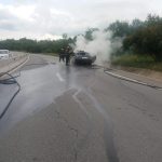 Autoturism în flăcări pe DN 65. Restricții în trafic- FOTO&VIDEO