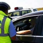 Șoferii vitezomani și cei care nu acordă prioritate, sancționați drastic de polițiști