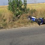 FOTO. Motociclist rănit într-un accident, pe un drum județean din Olt