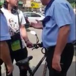 FOTO/VIDEO:Amendați pentru că i-au sfidat pe polițiștii locali în Piața Centrală din Bacău. Avertismentele s-au transformat în amenzi după ce filmarea cu tot scandalul a apărut pe internet