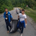 Copii și voluntari din județ au strâns 500 de kilograme de gunoaie la Luna Șes