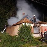 Incendiu azi-noapte în Livada. O casă a luat foc