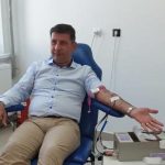 Primarul Lucian Micu a donat sânge. Romașcanii sunt invitați să-i urmeze exemplul