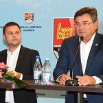 Ministrul Dezvoltării a semnat contractul cu Victor Moraru dar l-a lăudat pe fostul președinte Vasile Ciupercă
