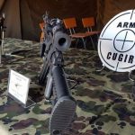 Fabrica de Arme Cugir cooptată în proiectul  fabricării în România a unei arme de asalt moderne