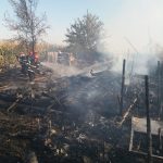 Video| Au avut de lucru de ziua lor. Incendii în Dâmbovița, de ziua pompierilor