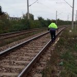 Tragedie pe calea ferată. Un bărbat a murit lovit de tren în stația CFR de la Vețel