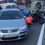 FOTO| Motociclistă rănită într-un accident rutier produs la Bușteni