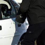 Hoț din mașini, reținut de polițiști