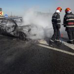 O mașină a luat foc la Țânțăreni