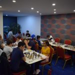 Fedorov şi Harutjunyan îşi consolidează poziţia de lideri în Openul Internaţional al României la şah