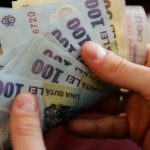 Bani pentru elevii și studenții dintr-o comună din județul Satu Mare
