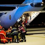 Copil transportat cu avionul de la Satu Mare la București, după ce s-a opărit cu apă fiartă