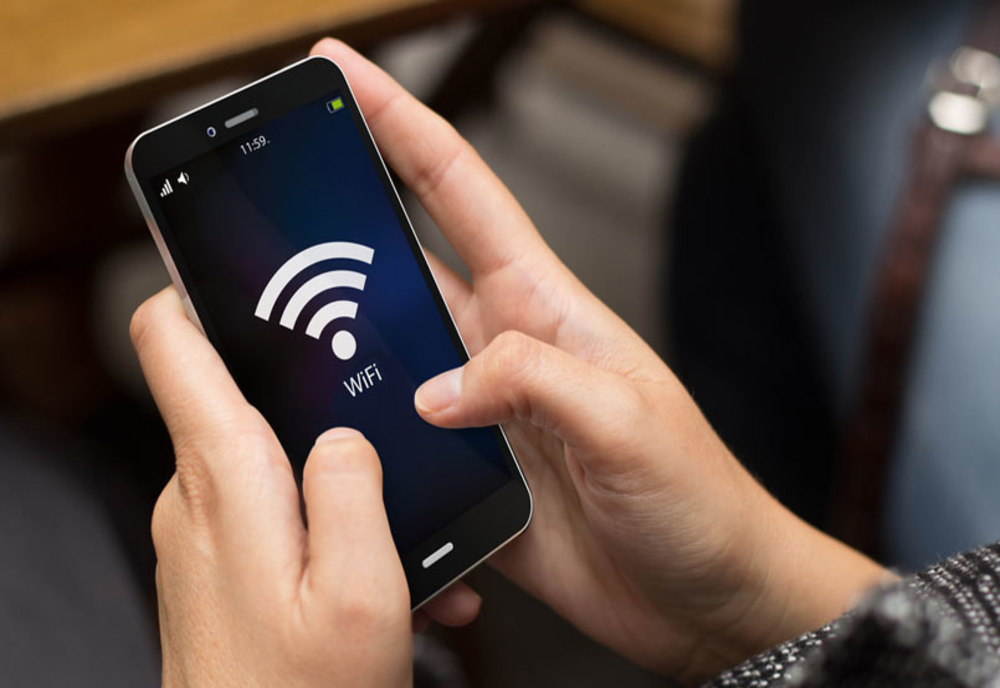 Internet WI-Fi gratuit la Buhuși cu bani de la Uniunea Europeană