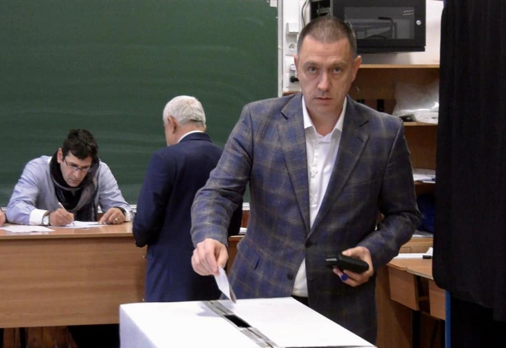 Arad: Senatorul PSD Arad Mihai Fifor: este „imperios necesar” ca PSD să intre într-o nouă etapă, iar preşedintele interimar Marcel Ciolacu este „o alegere cât se poate de bună” 