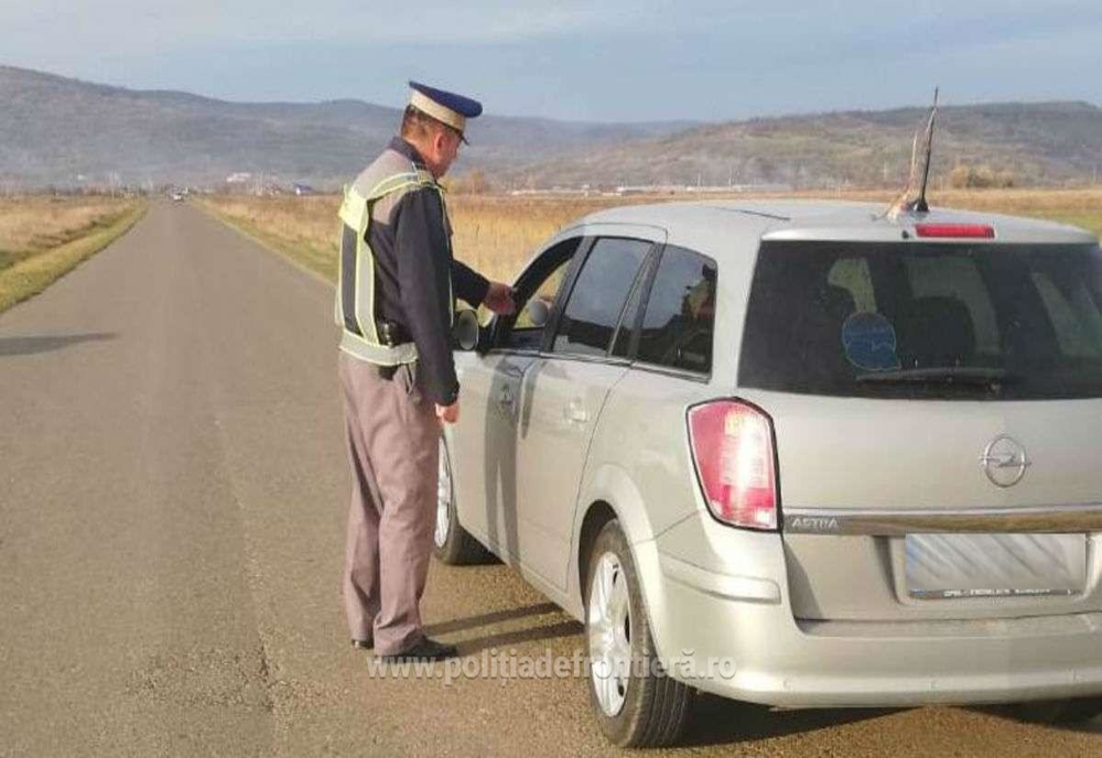 FOTO: Prins băut la volan de către polițiștii de frontieră