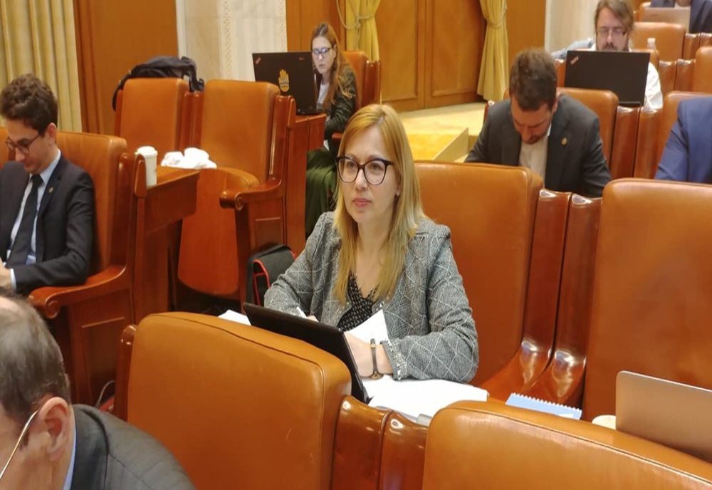 Noul ministru al Educației, Monica Anisie, interpelată chiar în prima zi de mandat de deputatul Cristina Iurișniți