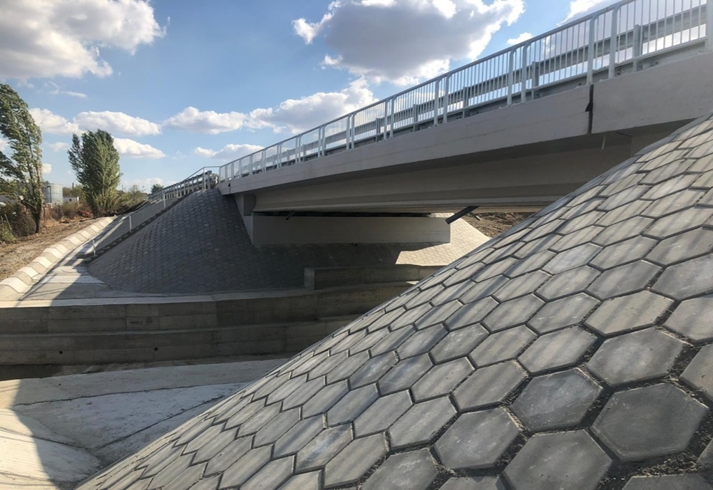Se deschide circulația pe noul pod de la Găneasa, pe DN 64