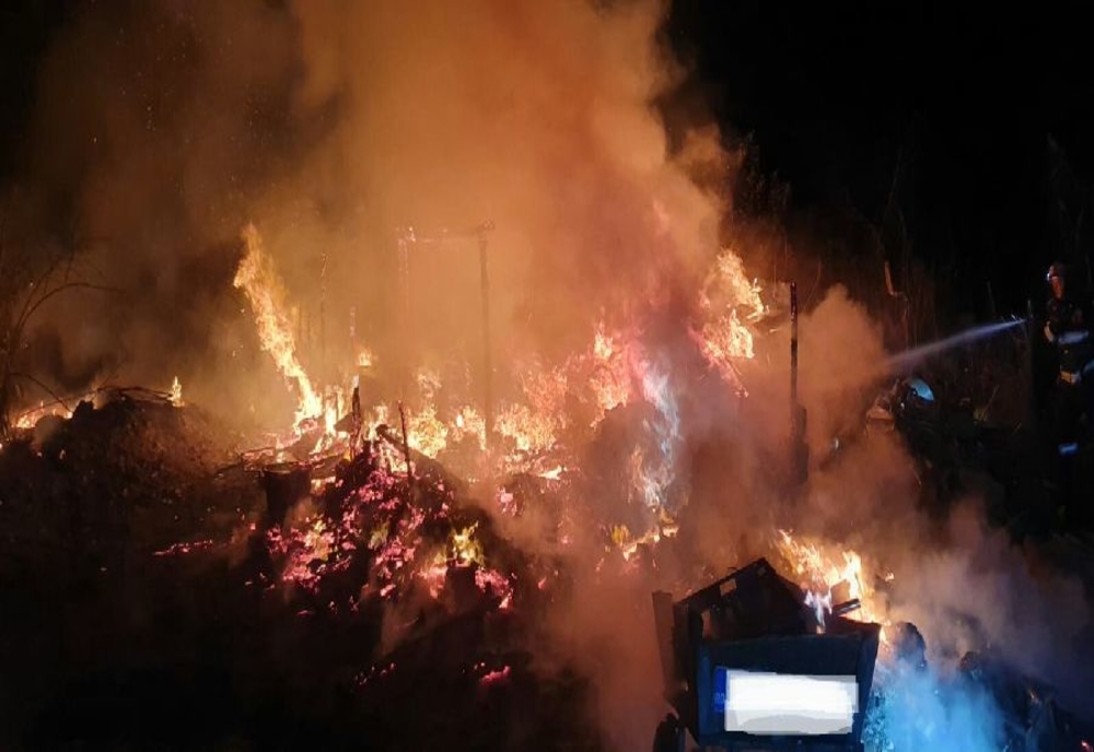 Incendiu violent la Timișoara. Un om a fost ucis de flăcări