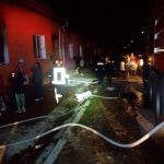 Incendiu puternic la Maciova, o butelie de gaz era în locație (2)