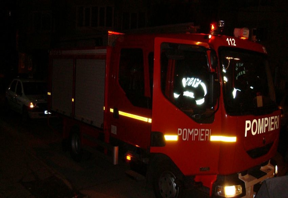 Tragedie! Bărbat mort în urma unui incendiu, într-o comună din Bacău