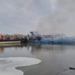 O barjă a NAVROM Galaţi a luat foc pe Dunăre, la Brăila