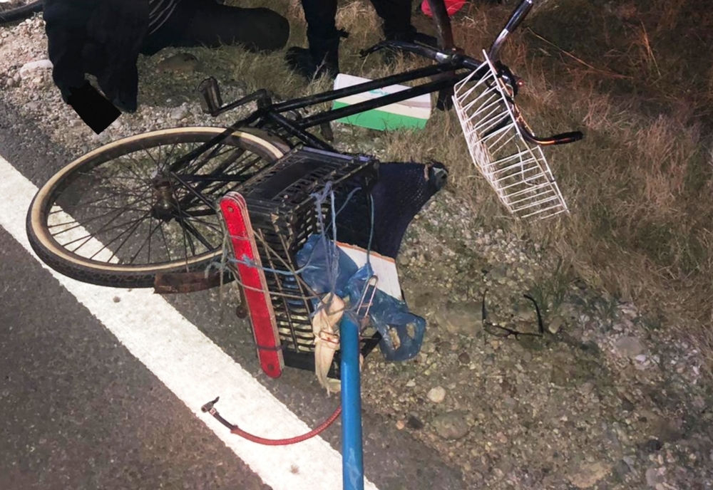 Biciclist rănit într-un accident, pe un drum naţional din Olt. El se afla sub influenţa băuturilor alcoolice