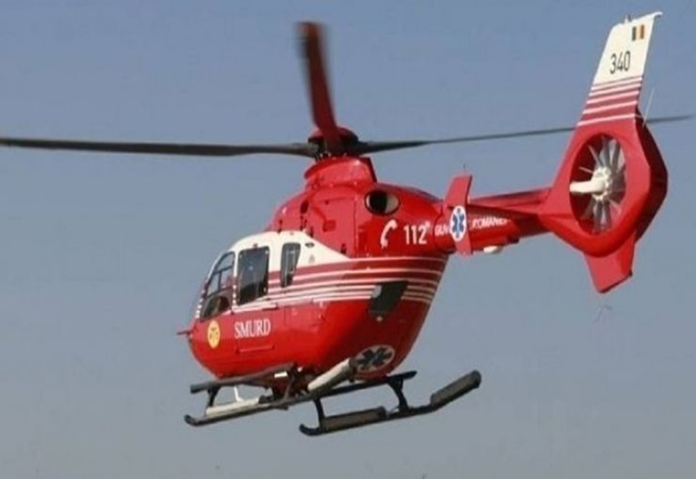 Bebeluş născut la 600 de grame, transferat cu elicopterul SMURD la Oradea