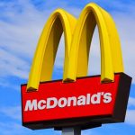 Șeful de la McDonald’s a fost concediat