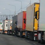 Aglomerație în vama Petea | Șoferii de camioane aşteaptă peste 150 de minute pentru a ieşi din ţară