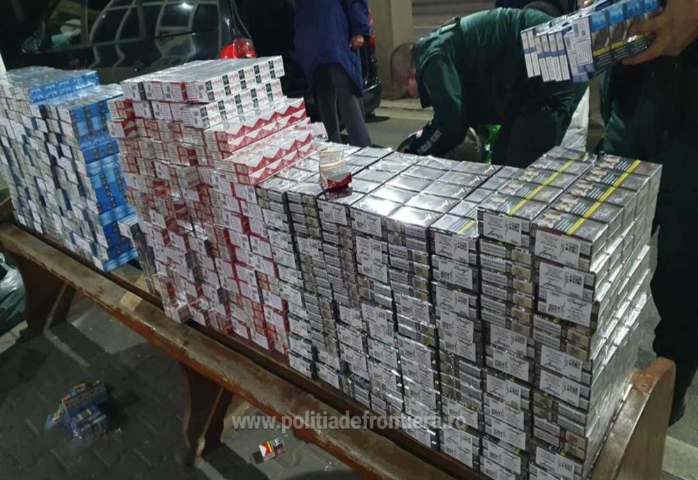Peste 4.300 de pachete cu țigări de contrabandă, găsite în autoturismul unei bulgăroaice