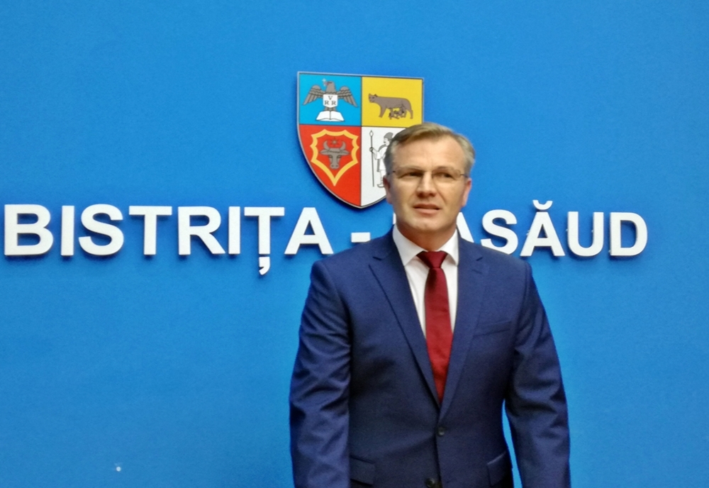 FOTO/VIDEO: Noul prefect al județului Bistrița-Năsăud, Stelian Dolha, învestit în funcție: Voi fi, 24 din 24 ore implicat în această instituţie