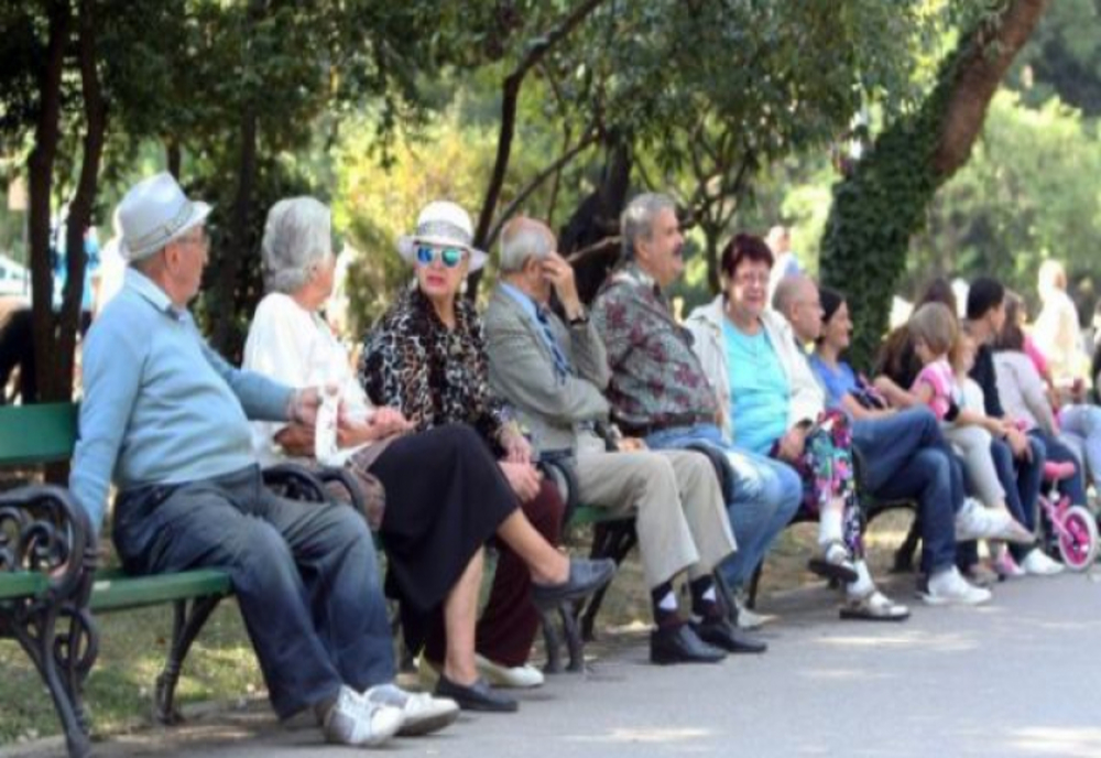 Aproape 60.000 de pensionari trăiesc în Mehedinți