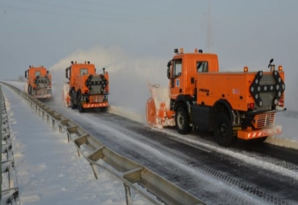 DRDP Craiova: Autoturismul trebuie echipat cu anvelope de iarnă, lanțuri, lichid de parbriz de iarnă