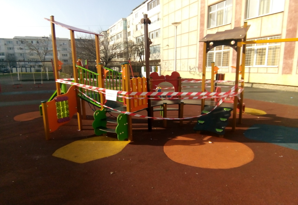 Parc de joacă vandalizat de trei tineri brăileni