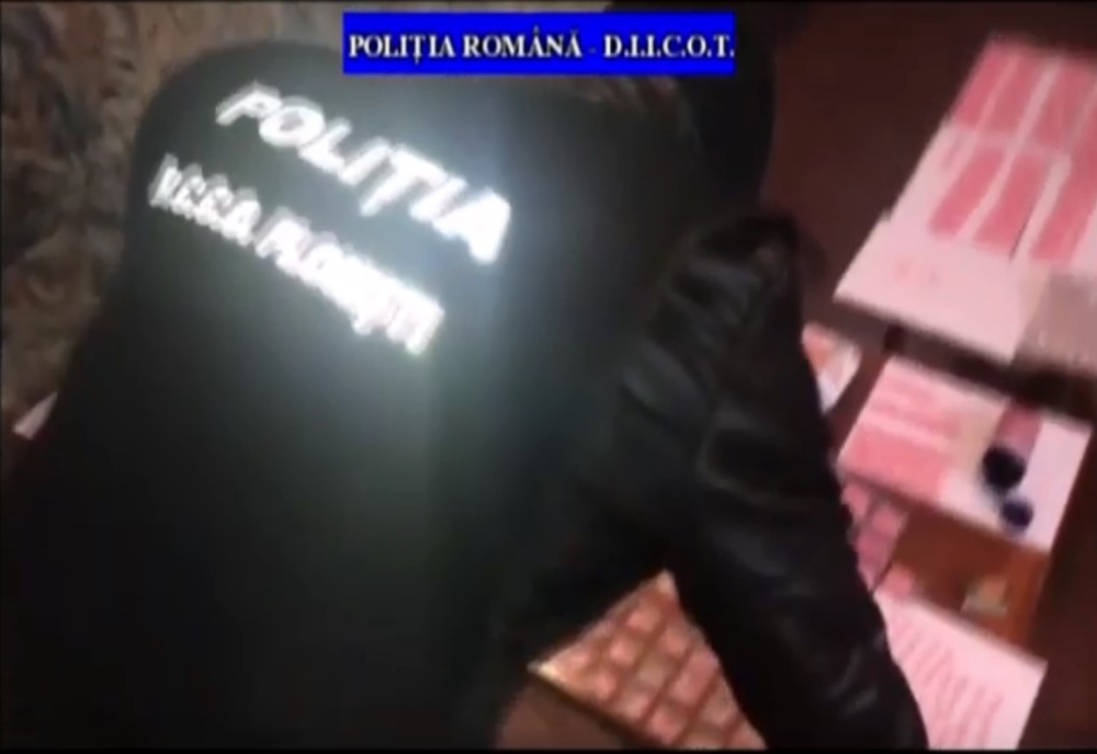 Foto| Impresionant! Trei tone de droguri confiscate de polițiști, în 11 luni, în 2019, în România
