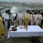 20 de ani de cand Catedrala Sfantul Sava organizeaza procesiunea de Boboteaza la apa Buzaului