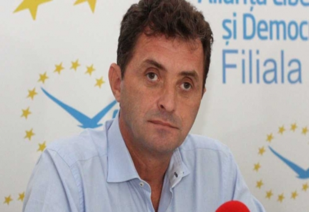 Deputatul Ion Cupă s-a înscris în PMP. Colegii din ALDE Dolj nu l-au lăsat singur în noua barcă