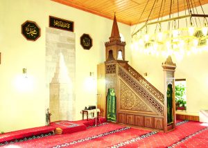 Geamia Esmahan Sultan-interior