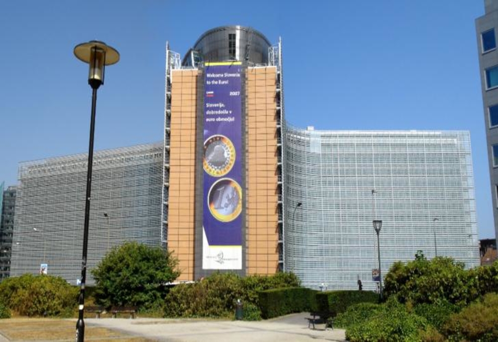 Comisia Europeană repatriază cetățenii UE din China