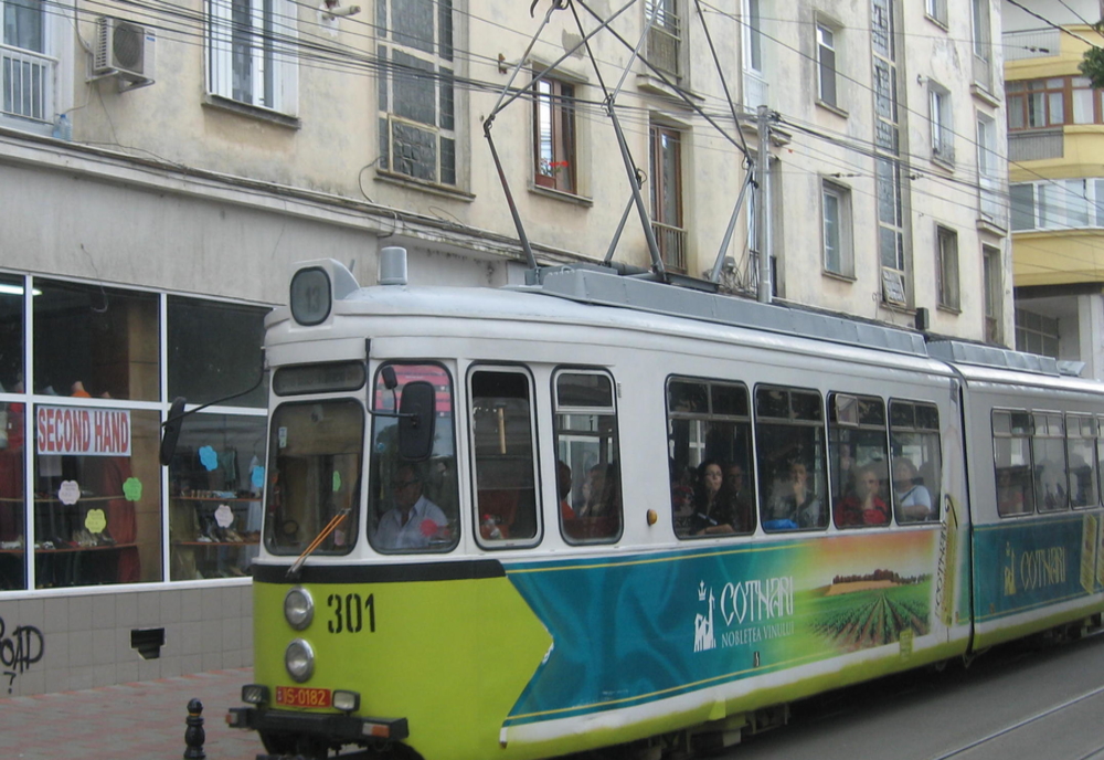 Caz tragic în Iași! Un bărbat a murit într-un tramvai