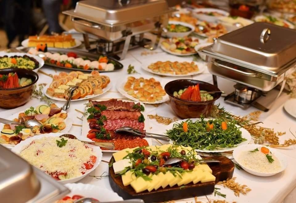 Petreceri ieftine în Serbia cu mâncare şi băutură la discreţie de Ziua Îndrăgostiților