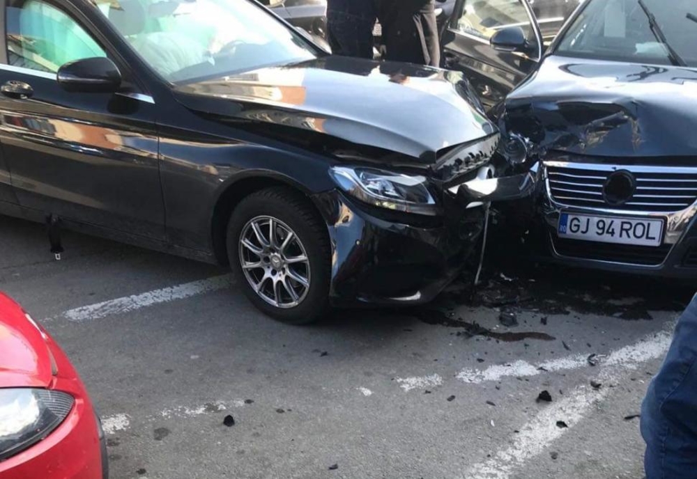 Fostul șef al Spitalului din Târgu Jiu, implicat într-un accident rutier