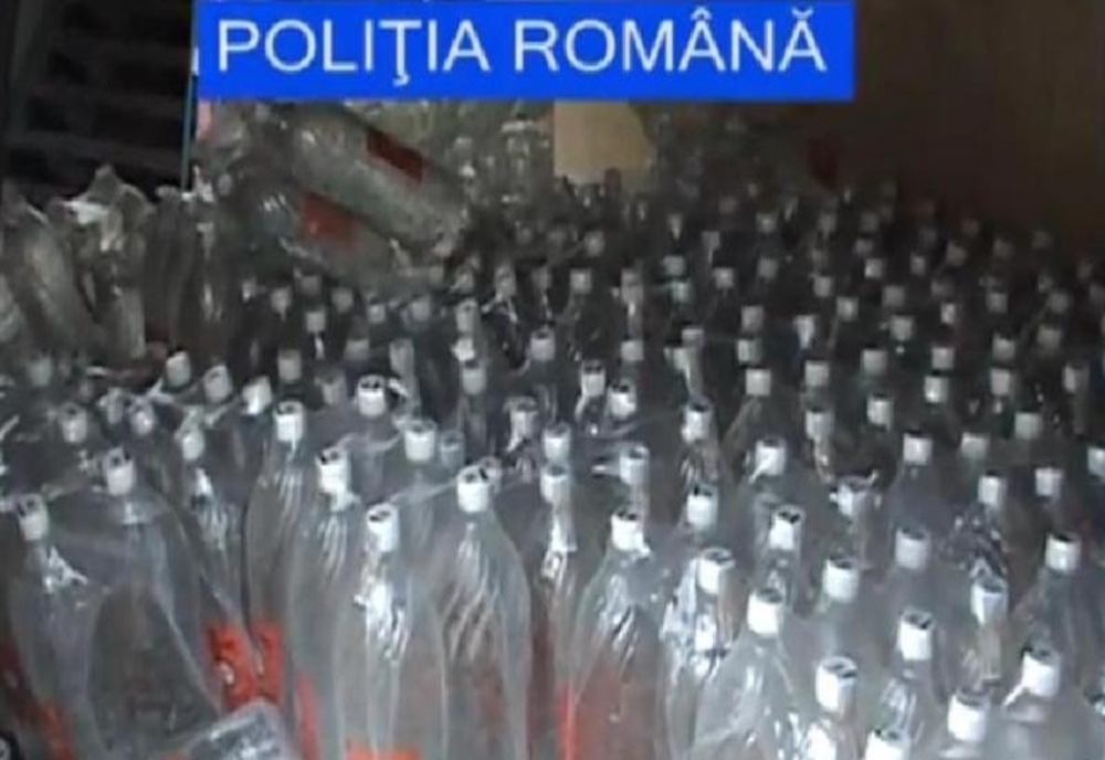Un bărbat din Câmpulung Moldovenesc a fost prins cu alcool de contrabandă în urma unui control în trafic