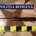 Armă cu aer comprimat, descoperită de polițiști la Cernavodă
