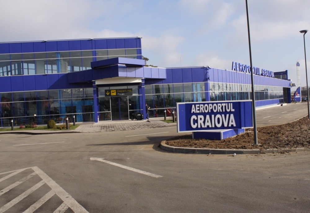 Toate avioanele care ajung pe Aeroportul Craiova sunt dezinfectate