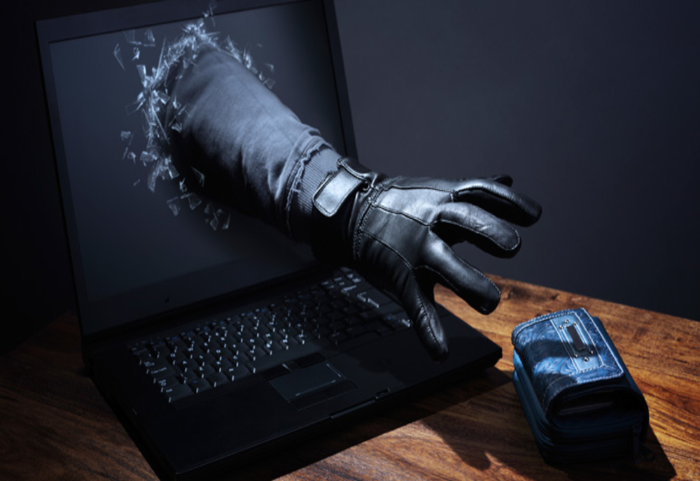 Recomandările polițiștilor pentru protecția împotriva înșelăciunilor din mediul online