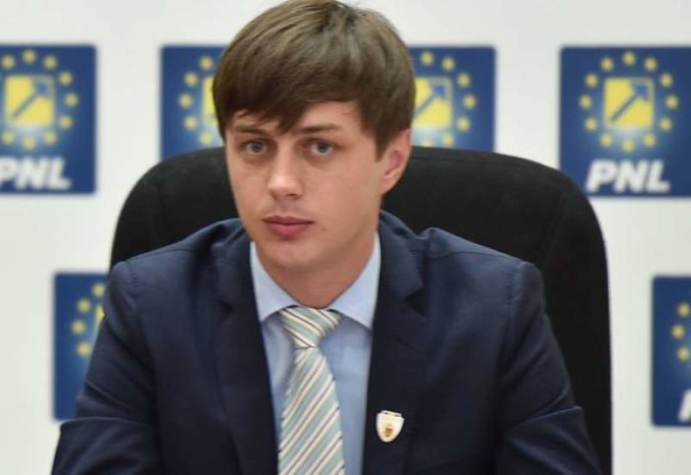 Răzvan Timofciuc va depune două plângeri după ce a fost agresat de viceprimarul Radu Botez
