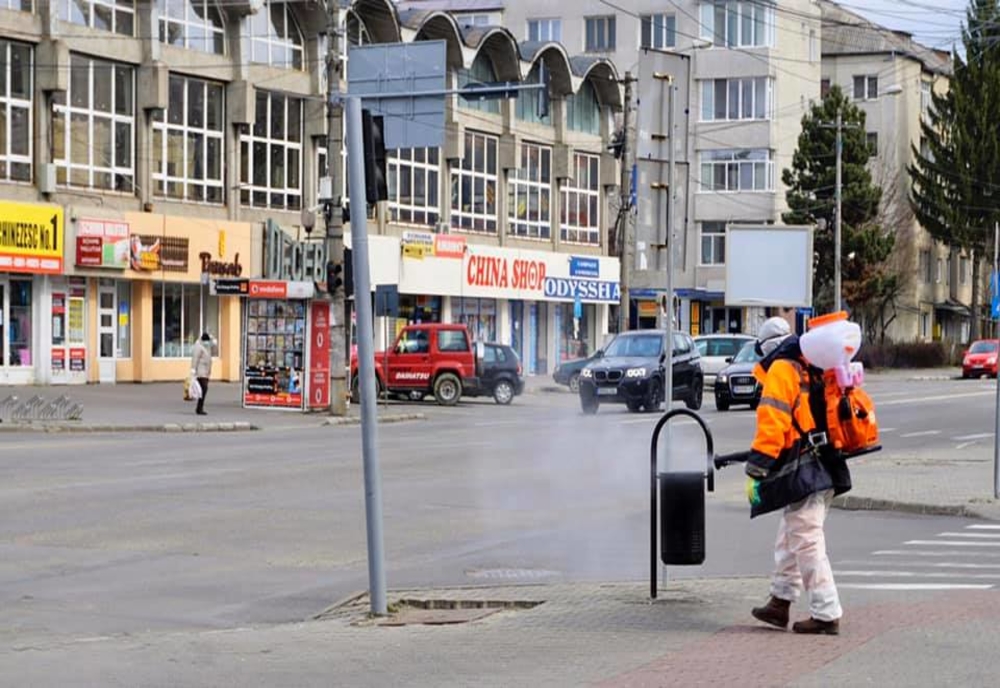 Străzile din Bistrița, dezinfectate a doua oară